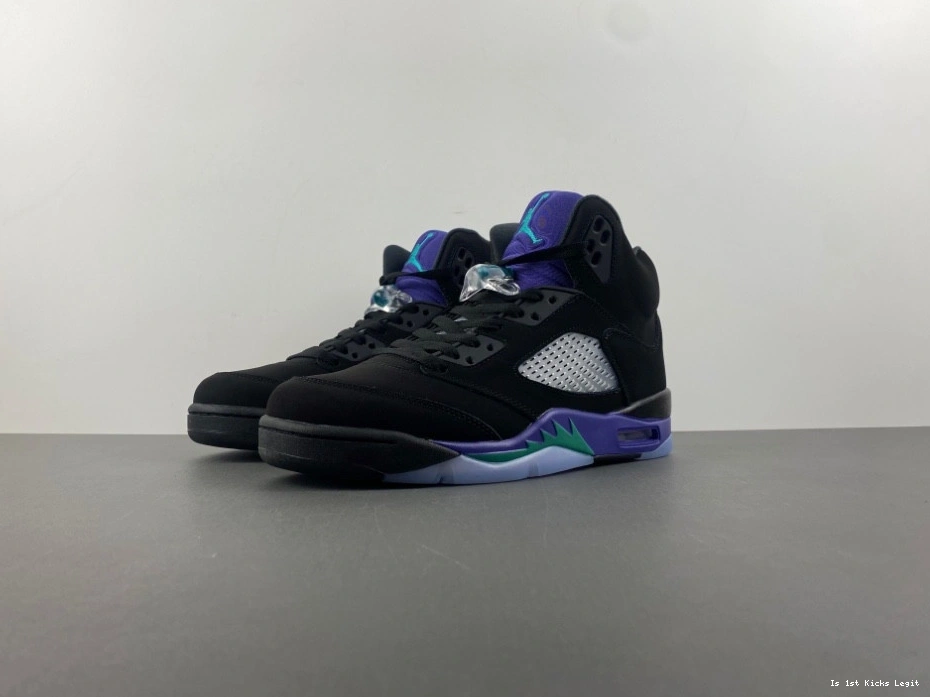 Air Grape' 136027-007 'Black Jordan  5 Retro 0902